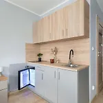 公寓 Comfortable For Two By Renters *