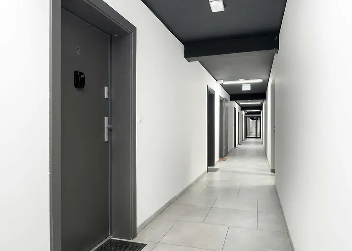 公寓 Comfortable For Two By Renters 波兹南